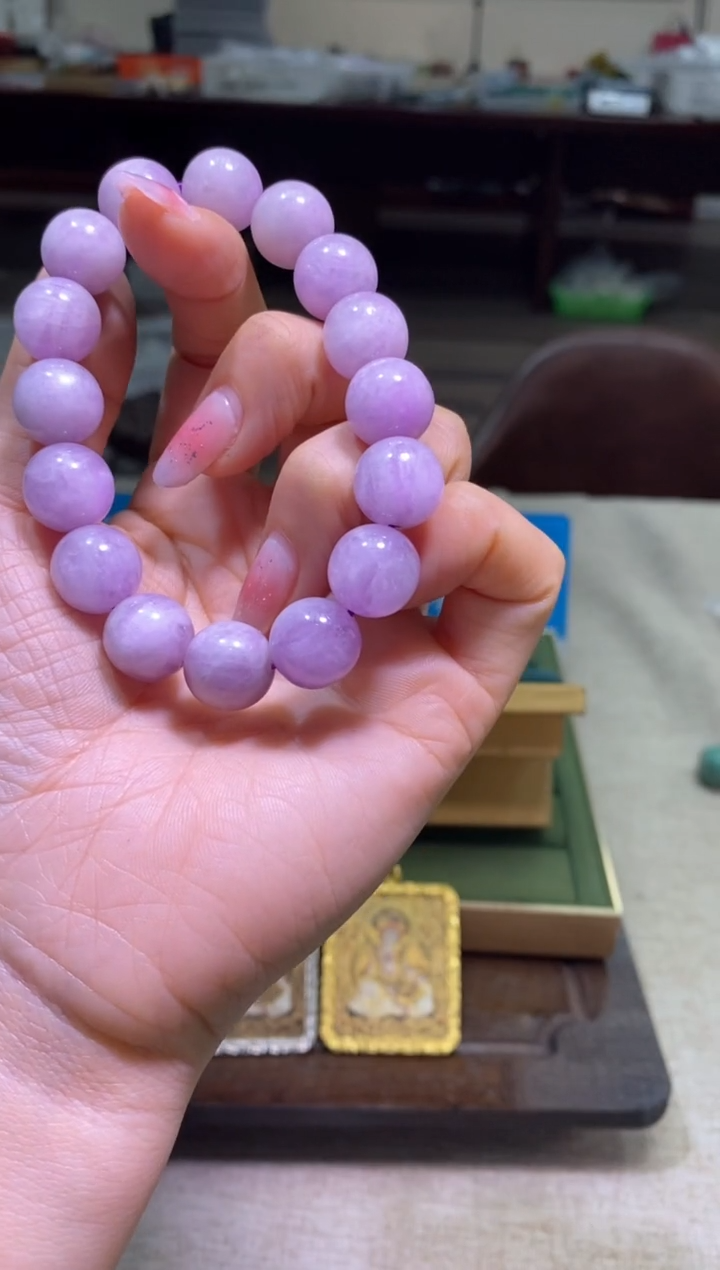 【闪购商品】锂辉石手串未镶嵌多样性发一件015
