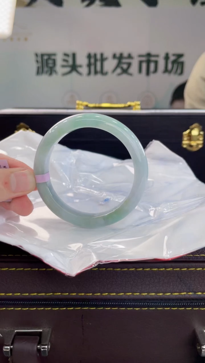 【闪购商品】翡翠手镯未镶嵌手镯
