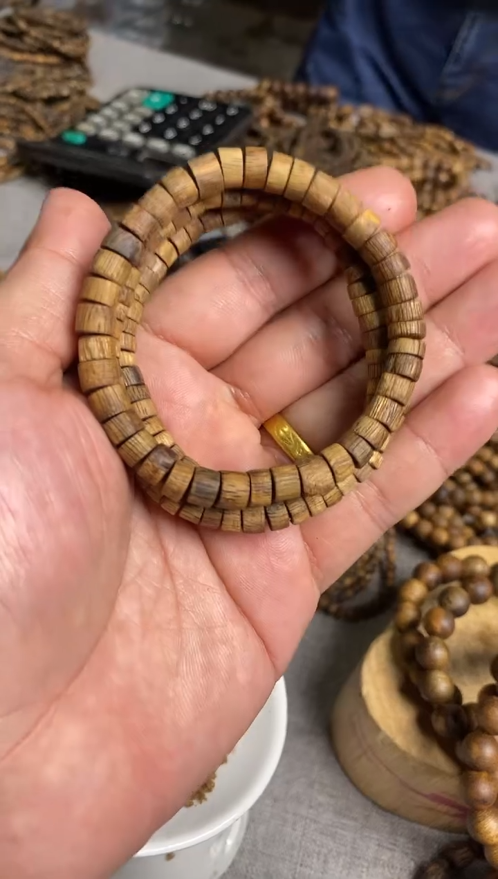 沉香手串陆河淳化白棋片珠单圈手串多样性发一