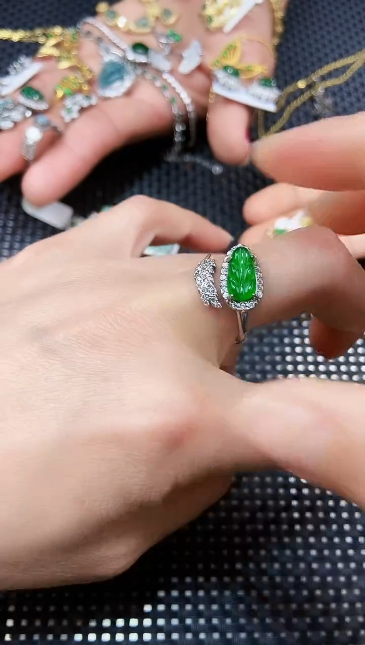 【闪购商品】翡翠戒指未镶嵌11111111