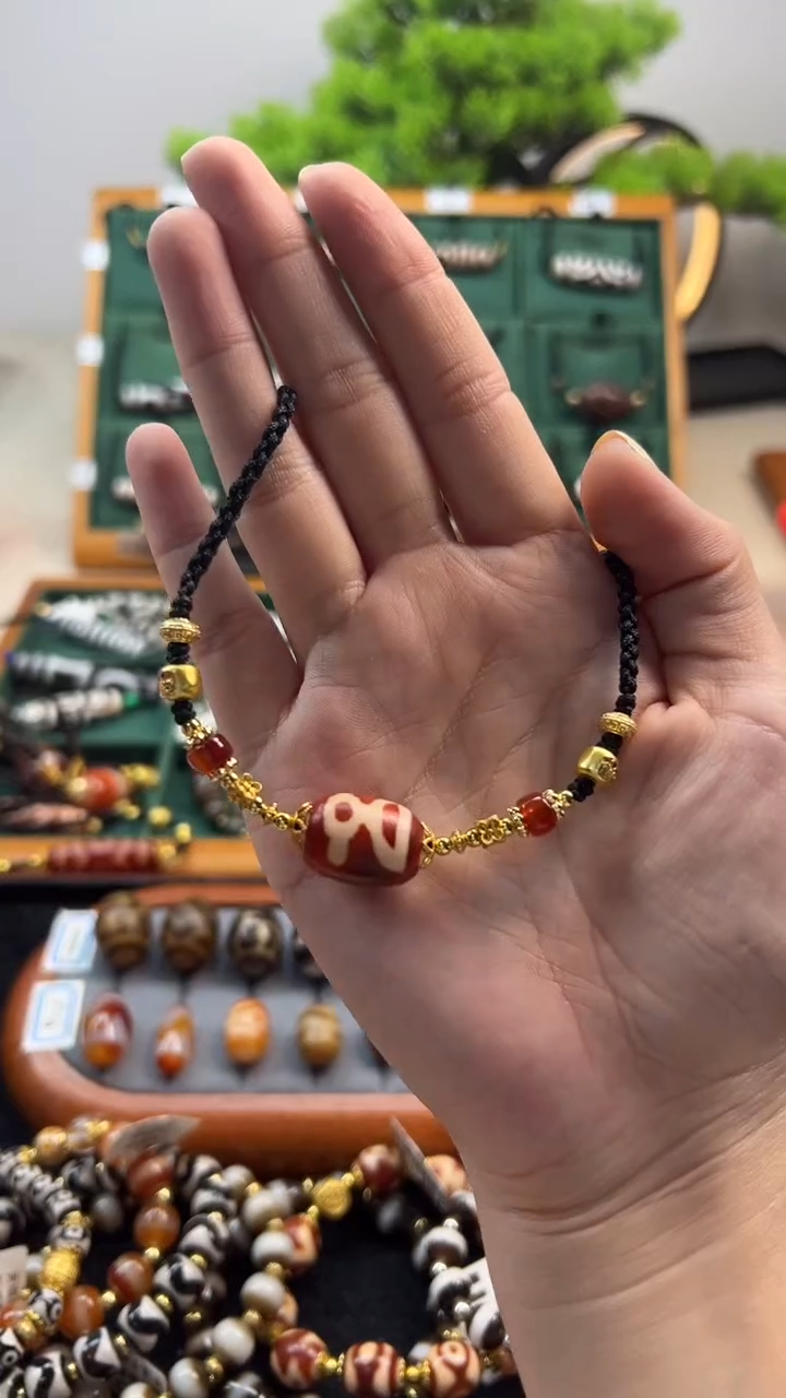 玛瑙/玉髓（覆膜）颈饰合金63（微瑕随机发货）