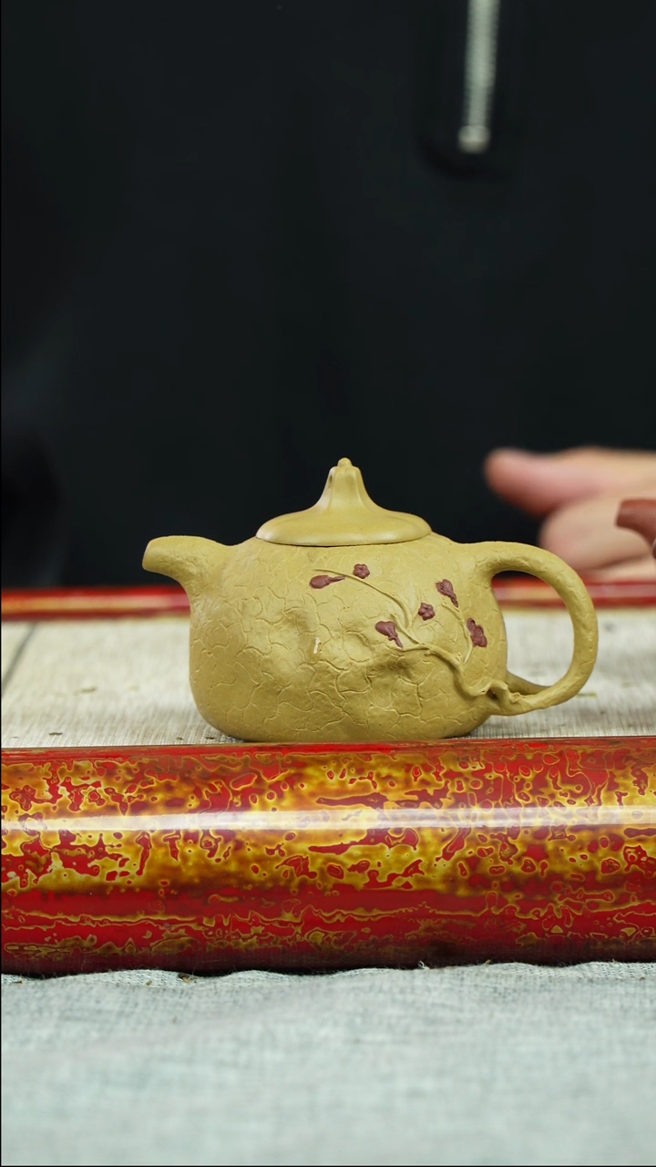 【闪购商品】紫砂茶壶梅花供春 段泥 俞志贤制