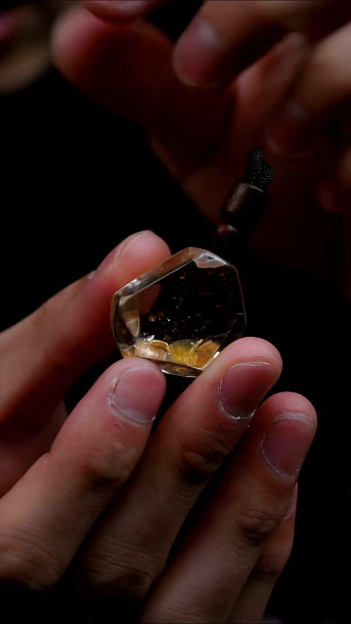 吊坠(赠链)未镶嵌水晶水晶