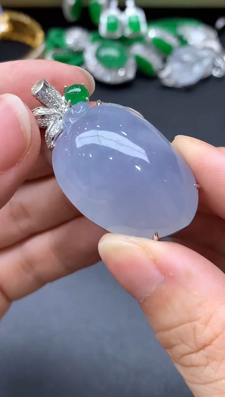 颈饰18K金镶嵌翡翠335-中国好珍宝