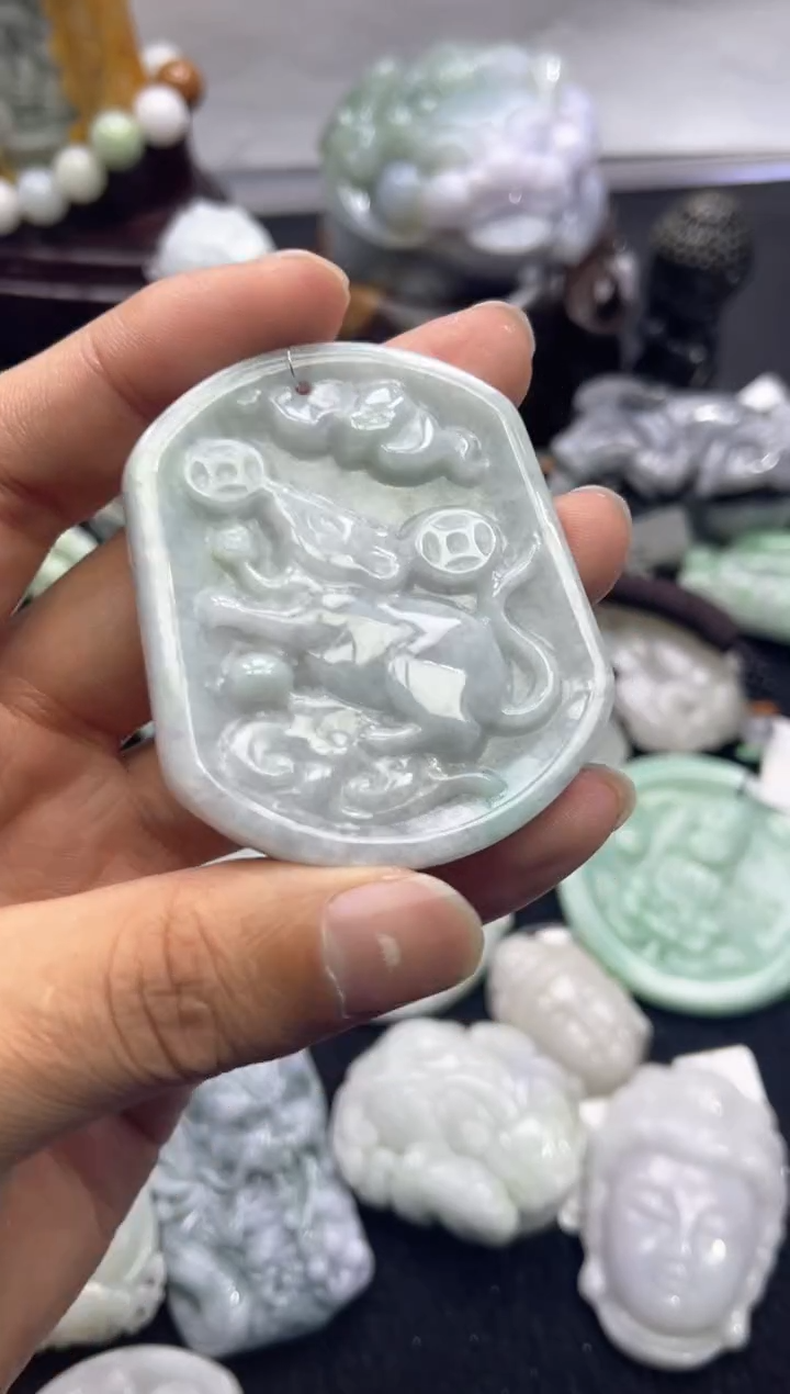 【闪购商品】翡翠颈饰未镶嵌00000113