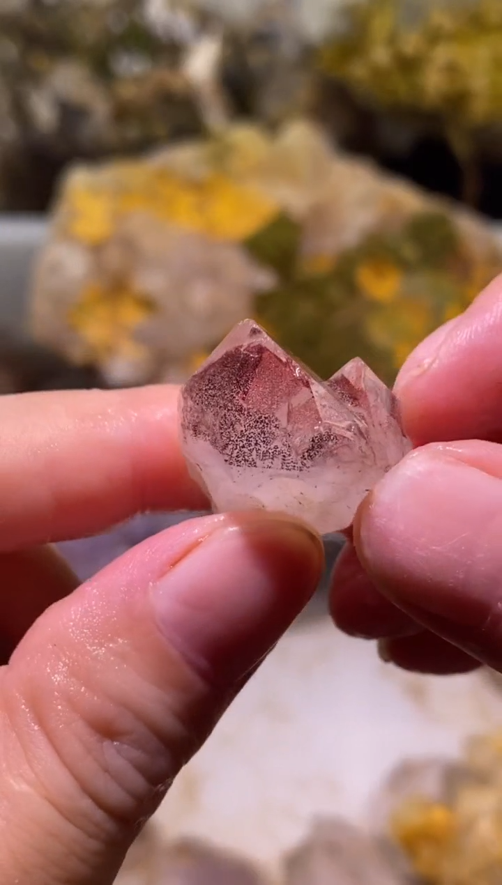 未镶嵌珠宝半成品水晶66号红隐山四川超七花园水晶