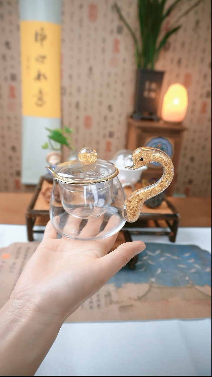 【闪购商品】金箔天鹅侧把壶金箔天鹅侧把壶