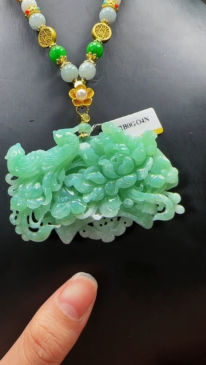 【闪购商品】定制翡翠未镶嵌Q03460翡翠毛货