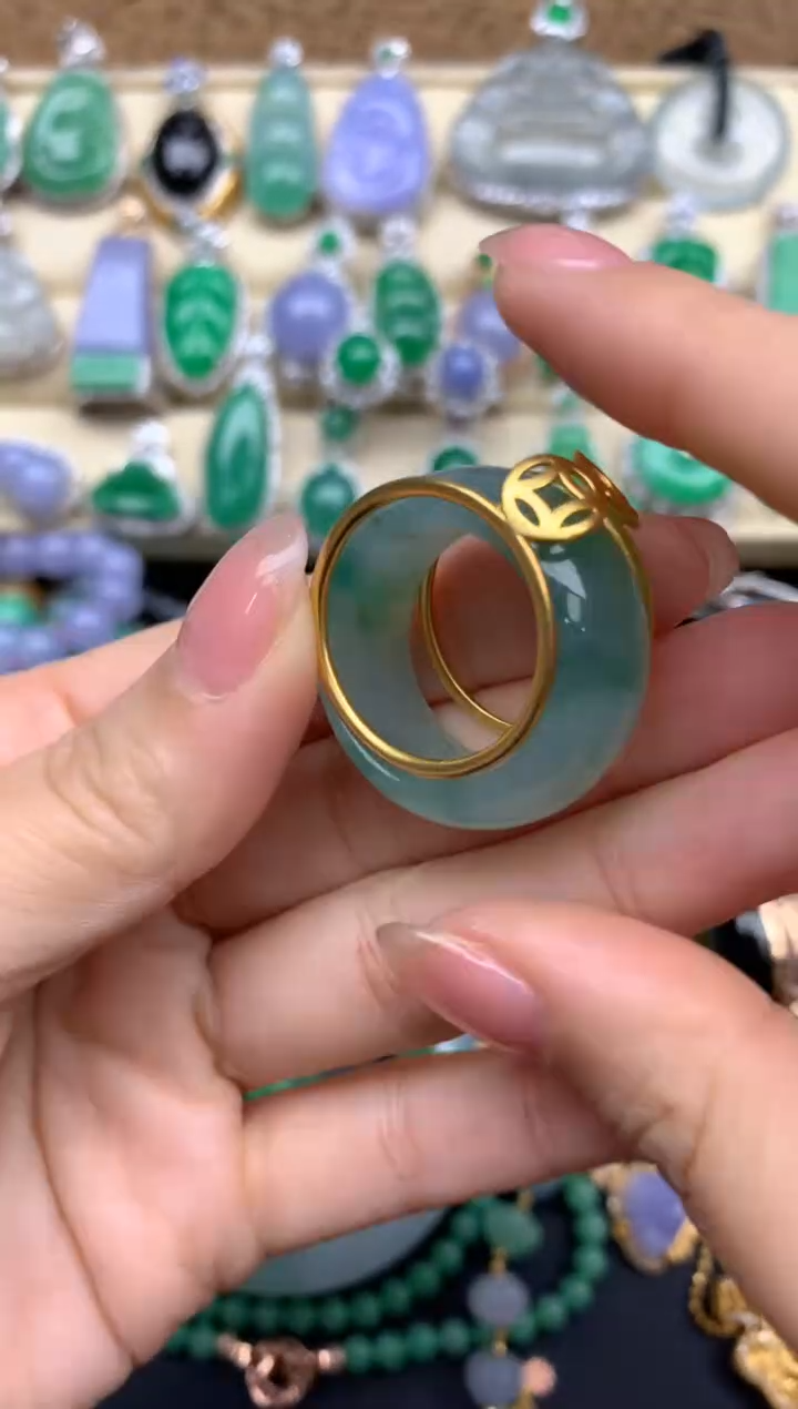 【闪购商品】翡翠戒指18K金镶嵌475-中国好珍宝