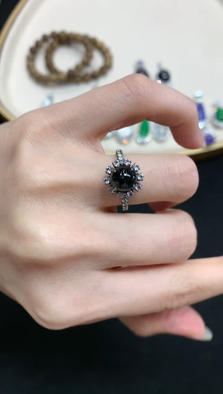 【闪购商品】翡翠戒指18K金镶嵌W311|3800