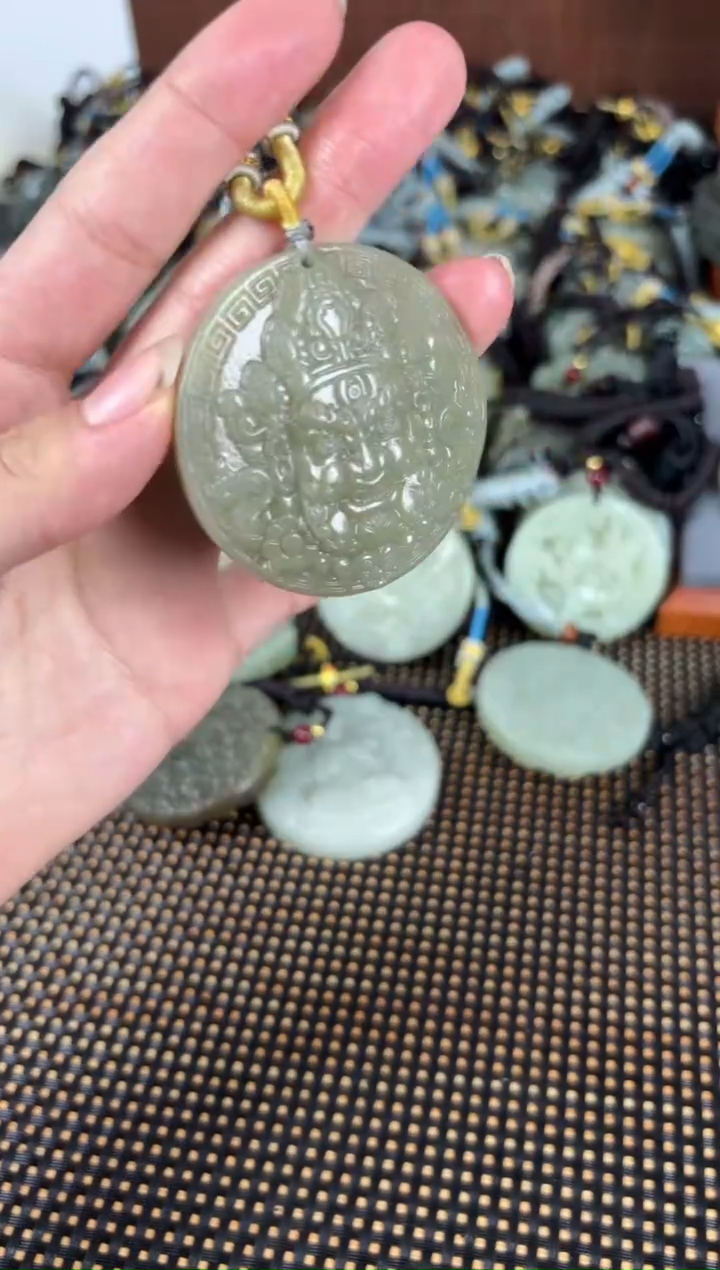 【闪购商品】和田玉颈饰未镶嵌1