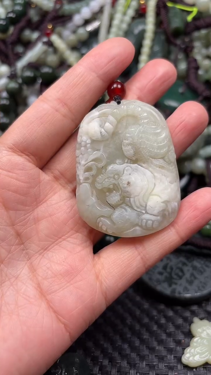 【闪购商品】和田玉颈饰未镶嵌1