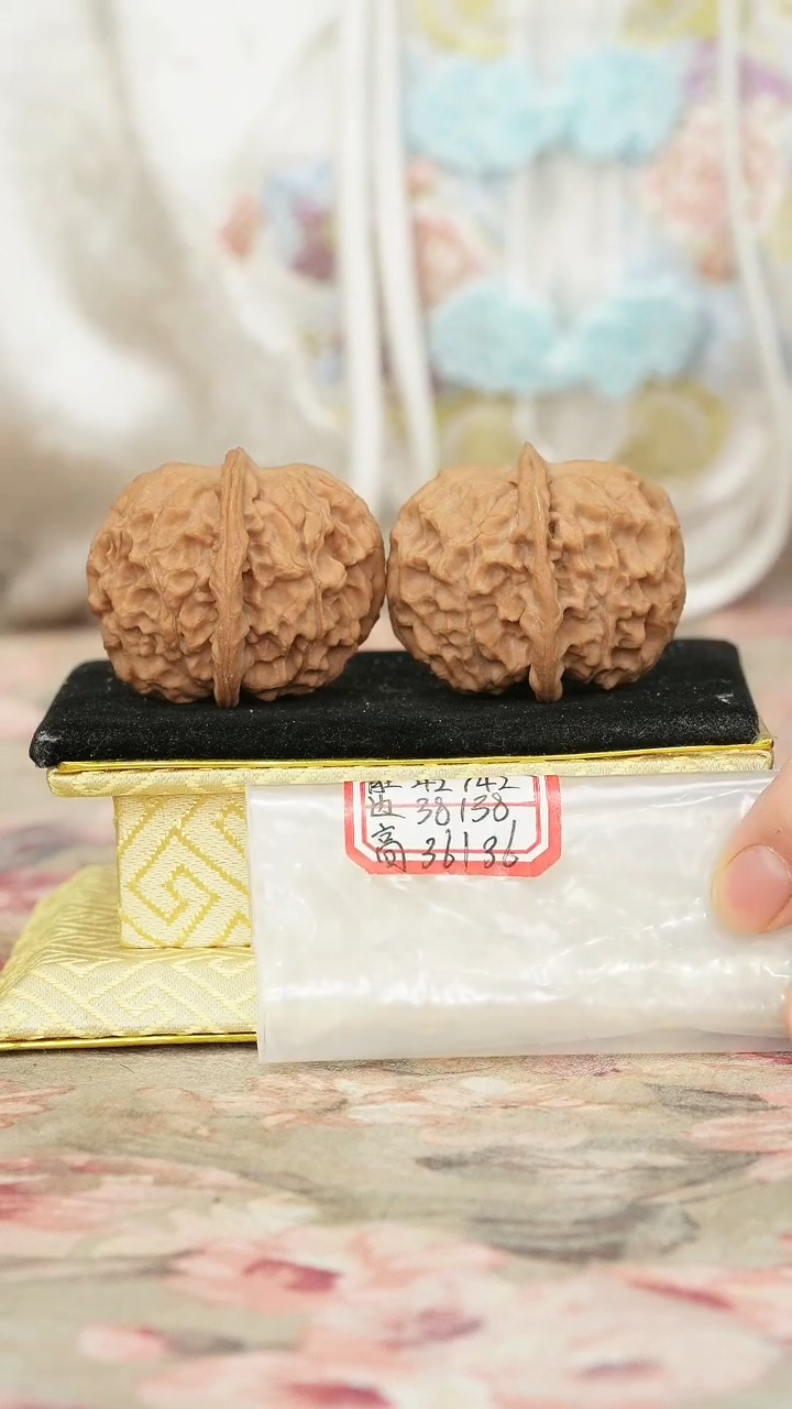 把件文玩核桃非嫁接元宝