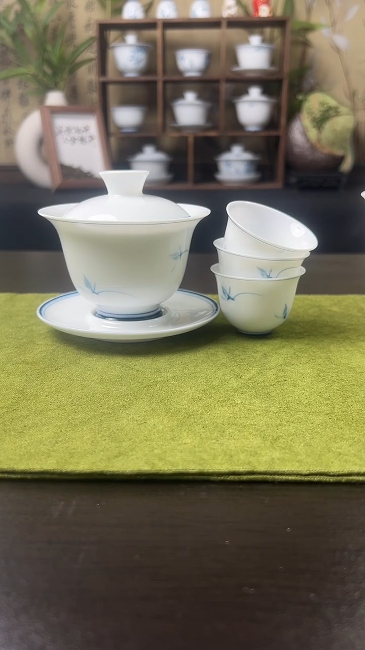 玉兰盖碗+壶沉+3客杯