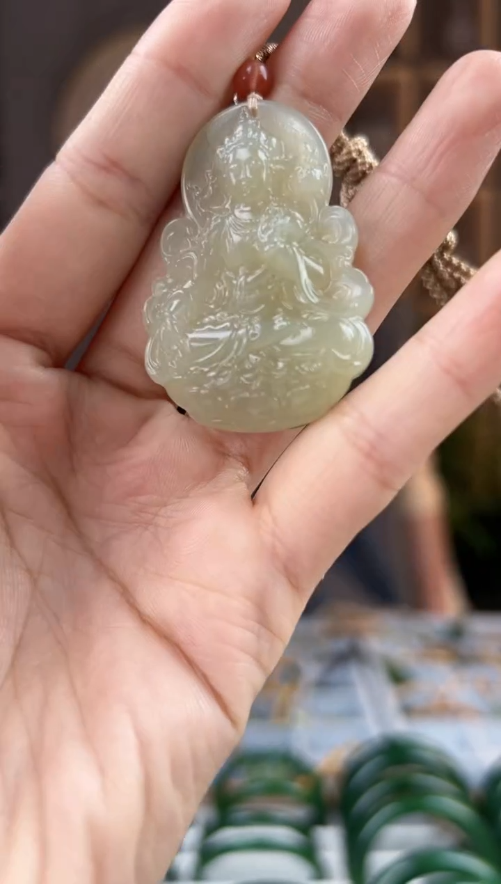 颈饰未镶嵌和田玉拍一发一，拍一发一