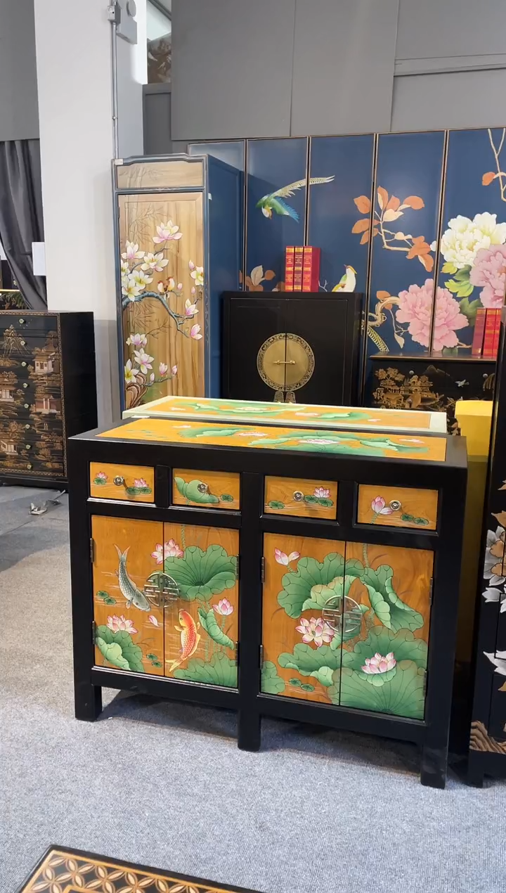 实木贴皮彩绘餐边柜