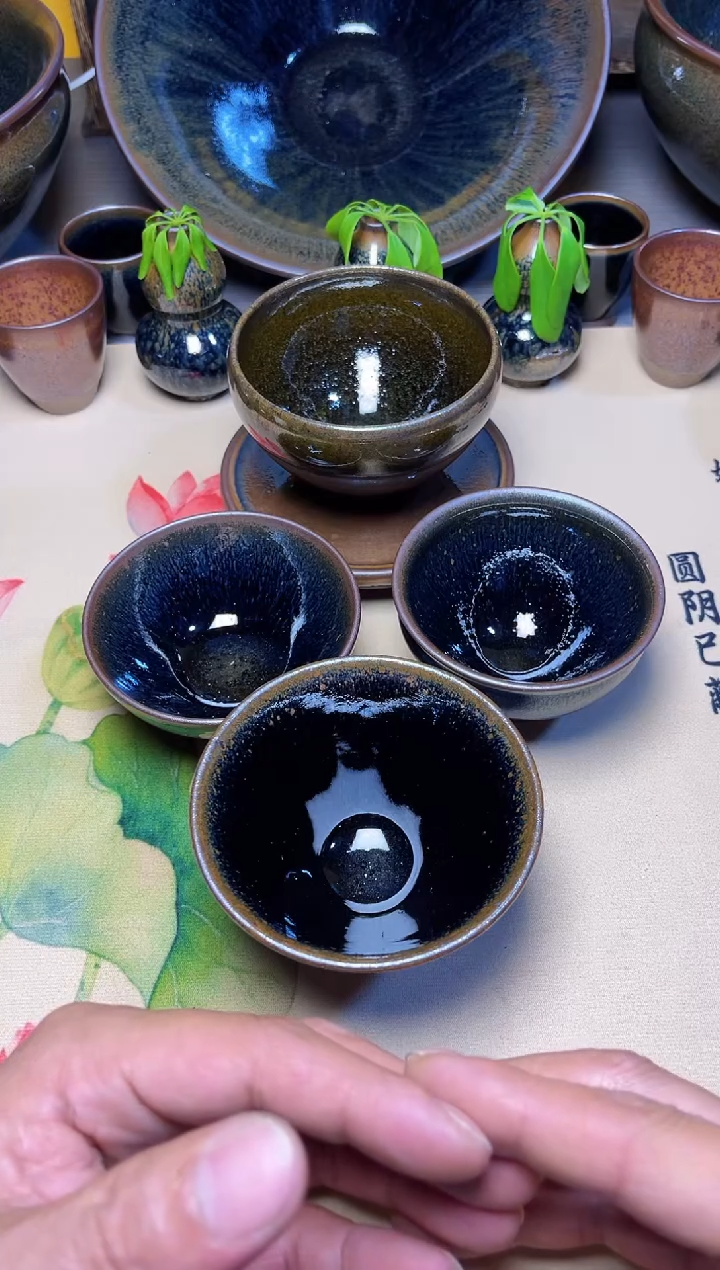 茶盏阳*军70----