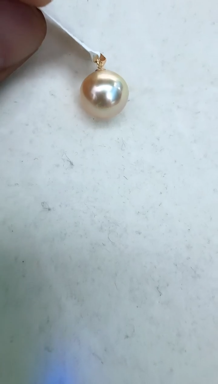 【闪购商品】海水珍珠颈饰18K金镶嵌吊坠