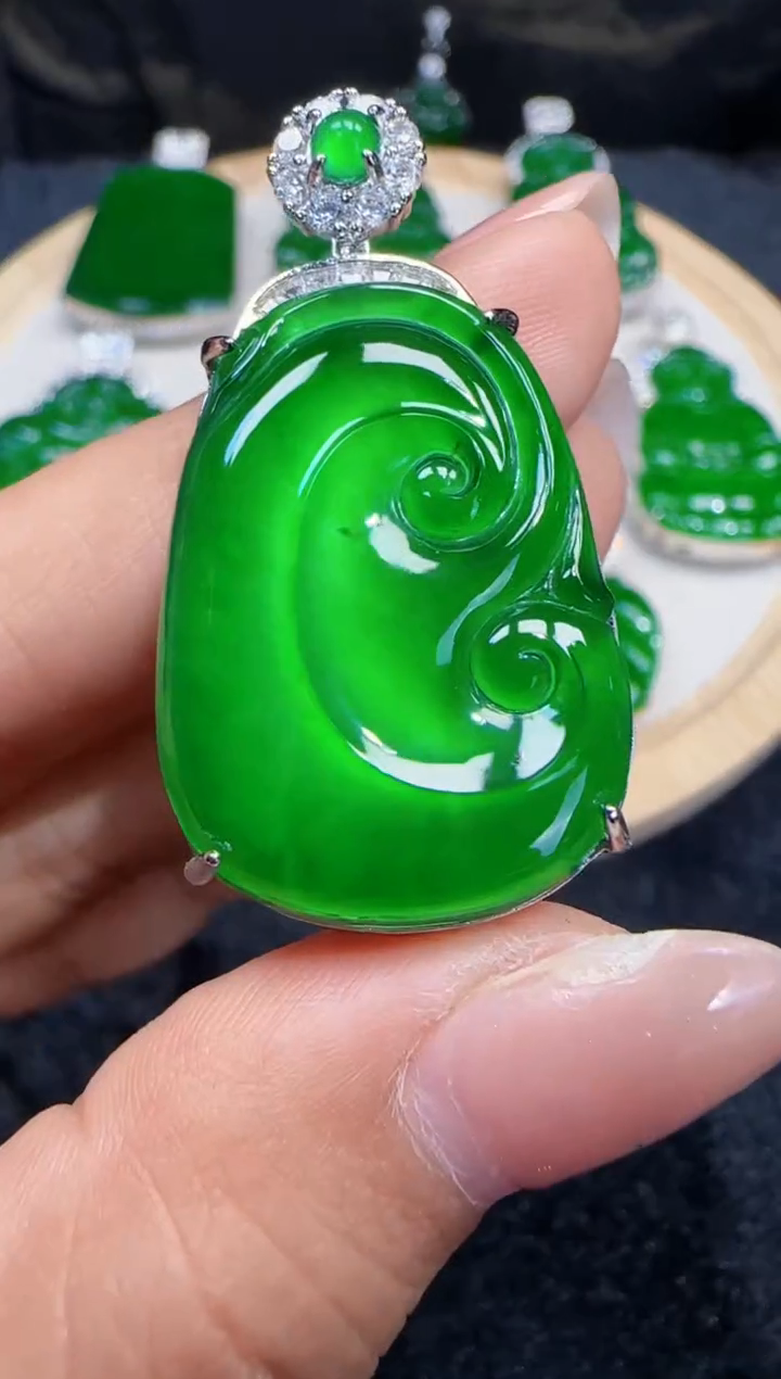 未镶嵌定制翡翠翡翠吊坠53