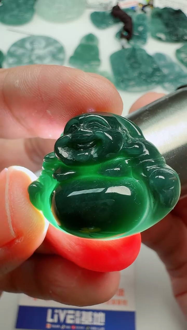 【闪购商品】翡翠吊坠(不含链)未镶嵌多样性随机发其一