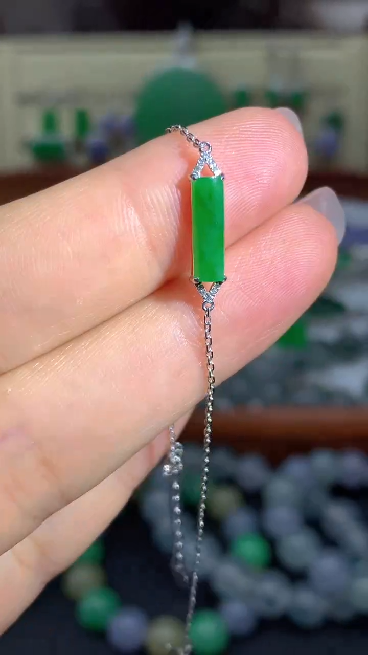 【闪购商品】翡翠手链18K金镶嵌5-天然翡翠