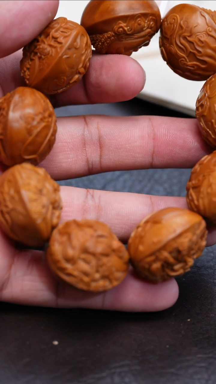 【闪购商品】橄榄核手串/手链2.9万佛朝宗