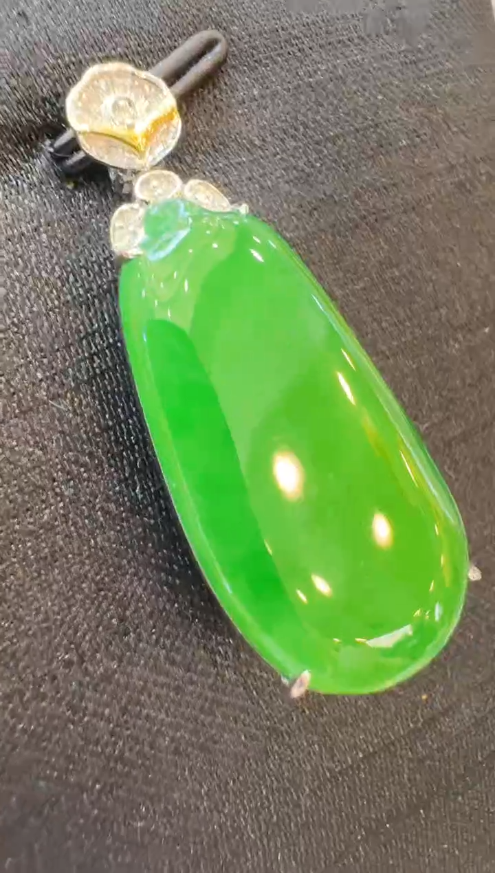 【闪购商品】翡翠吊坠(不含链)18K金镶嵌多样性团购发一件