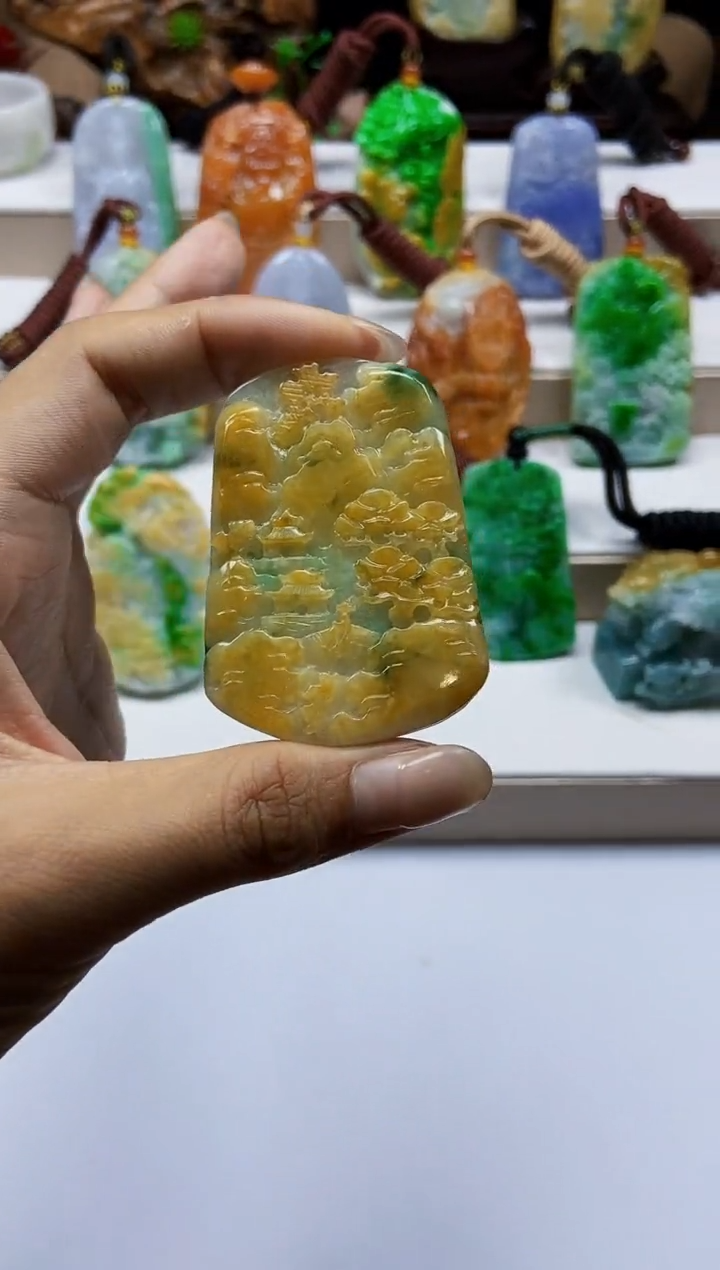 颈饰未镶嵌翡翠翡翠A货