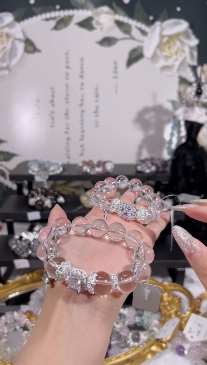 【闪购商品】水晶手链未镶嵌天然水晶默认微瑕 多样性发货发其一