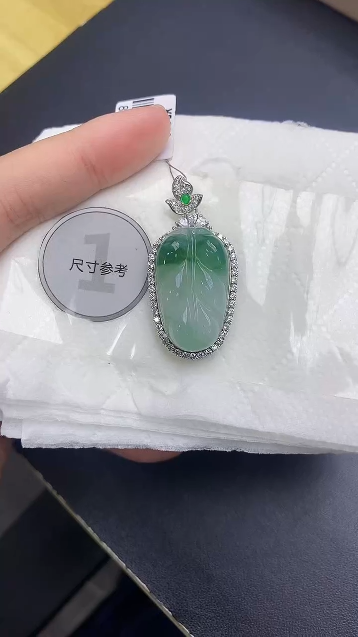 颈饰银S925镶嵌翡翠天然缅甸A货百元以上9元证书费自理