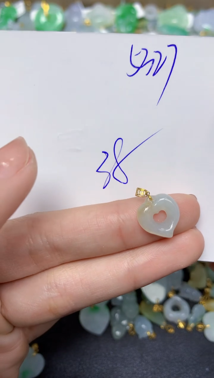 【闪购商品】翡翠颈饰18K金镶嵌 天然翡翠A货