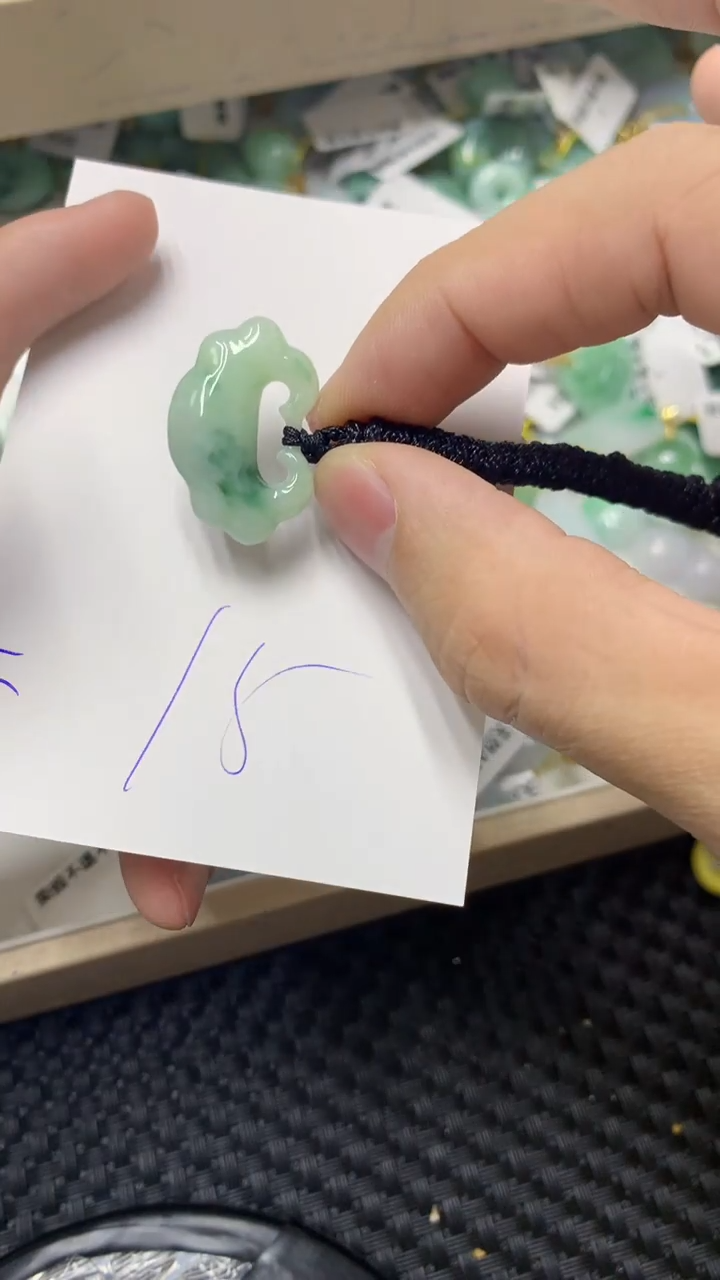 颈饰未镶嵌翡翠缅甸A货翡翠