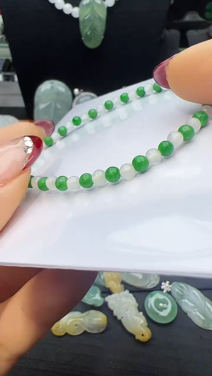【闪购商品】翡翠手串未镶嵌小米珠手串