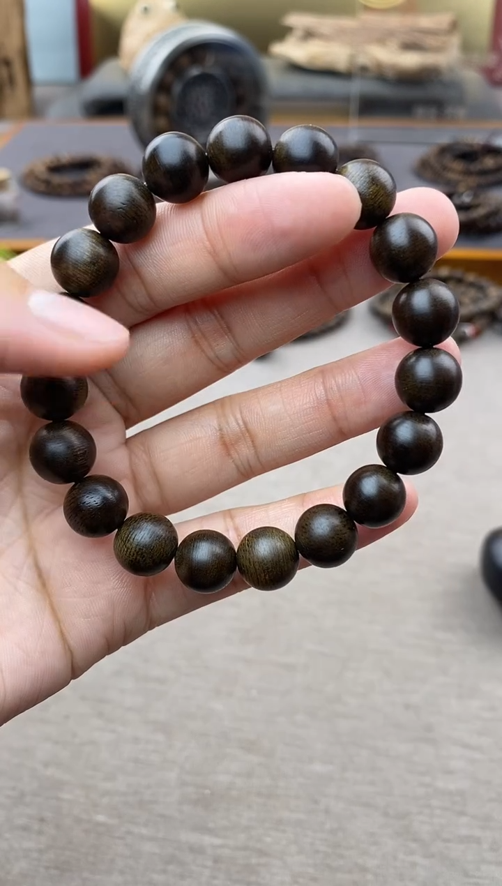 【闪购商品】沉香手串芽庄白棋10沉水单圈