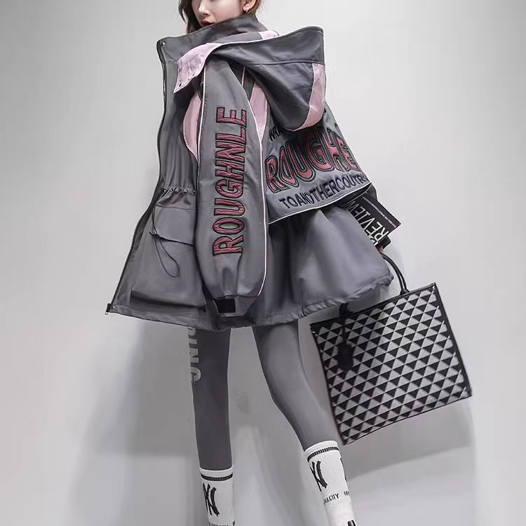 编码366-370宽松型中长款薄款刺绣印花时尚女装洋气