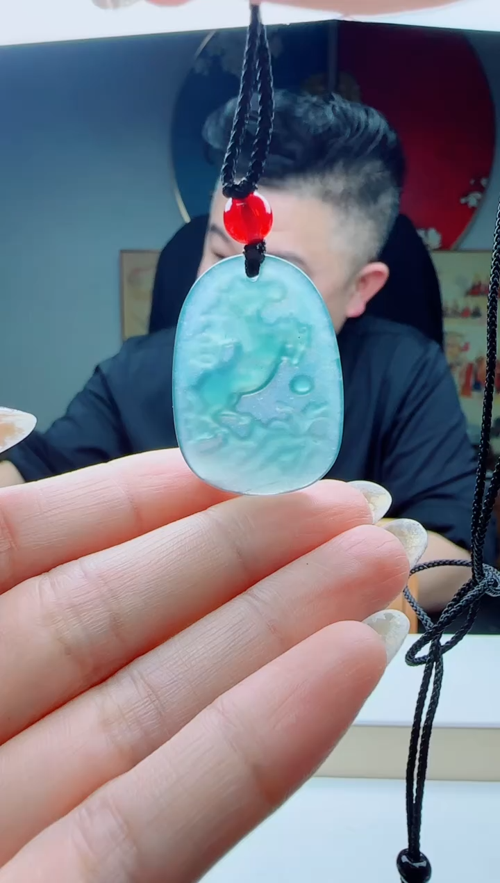 颈饰未镶嵌翡翠多样性发其一