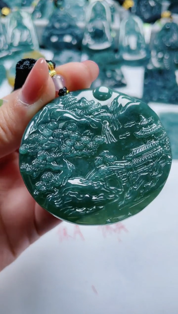 【闪购商品】翡翠颈饰未镶嵌