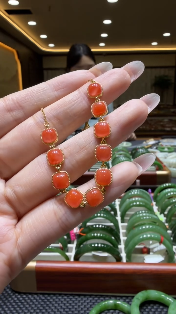 未镶嵌颈饰玛瑙/玉髓手链