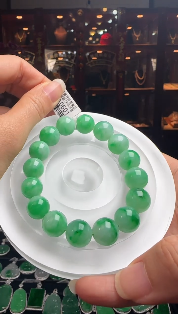 【闪购商品】翡翠手串未镶嵌HA0601冰绿珠手串卡12.5