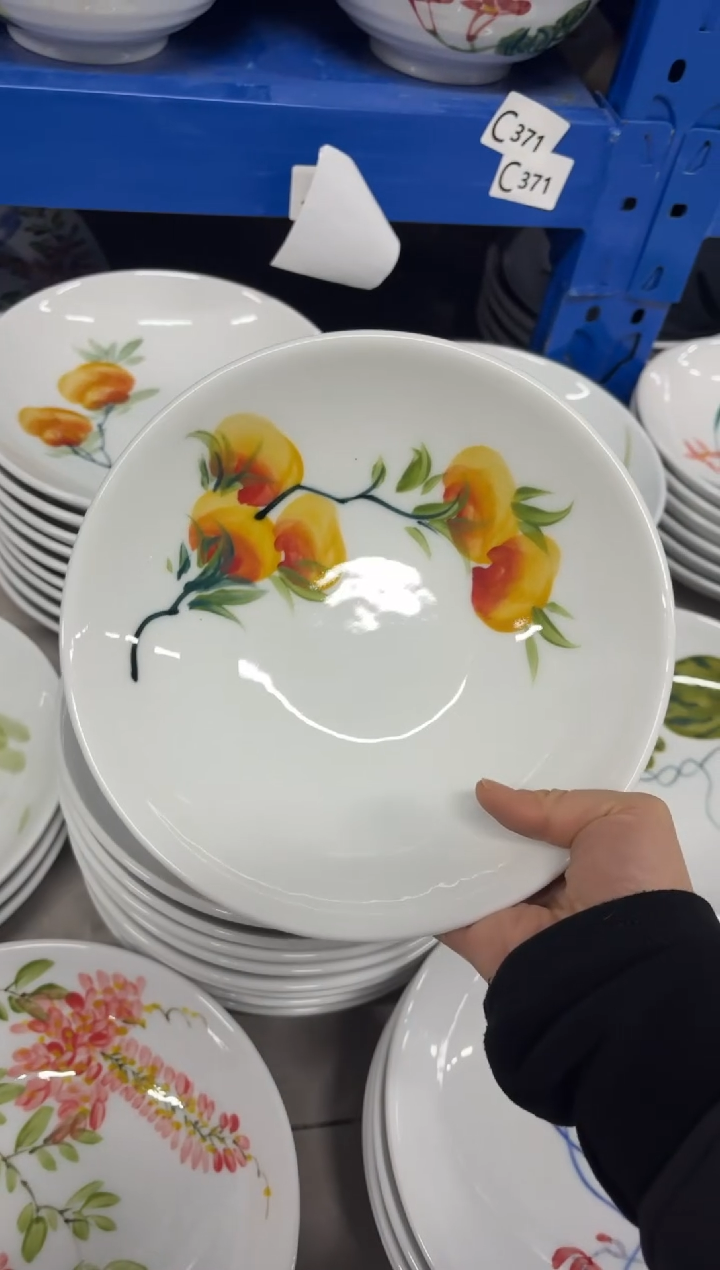 景德镇手绘釉中彩（食品级）圆深盘