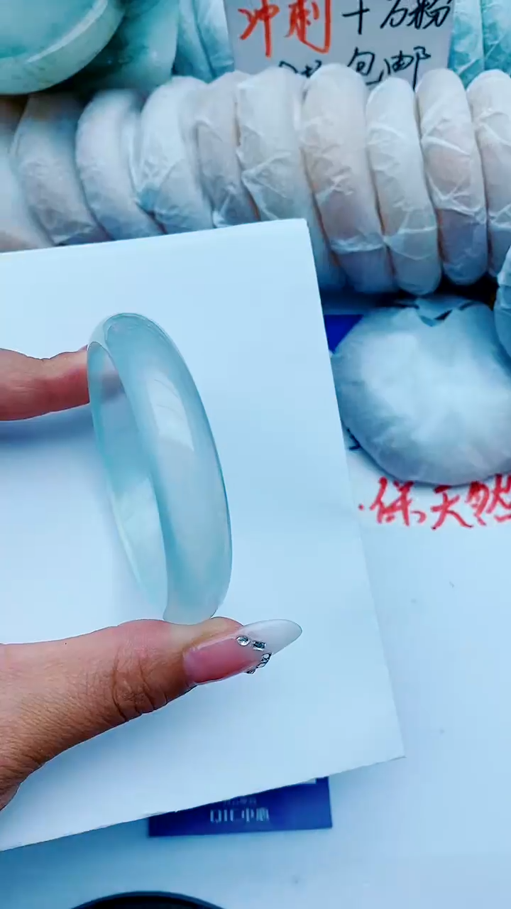 石英质玉手镯未镶嵌E85+54-55