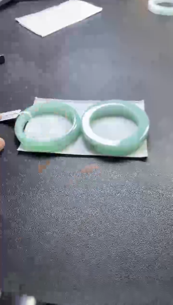 未镶嵌毛胚定制翡翠余****?多样性发一