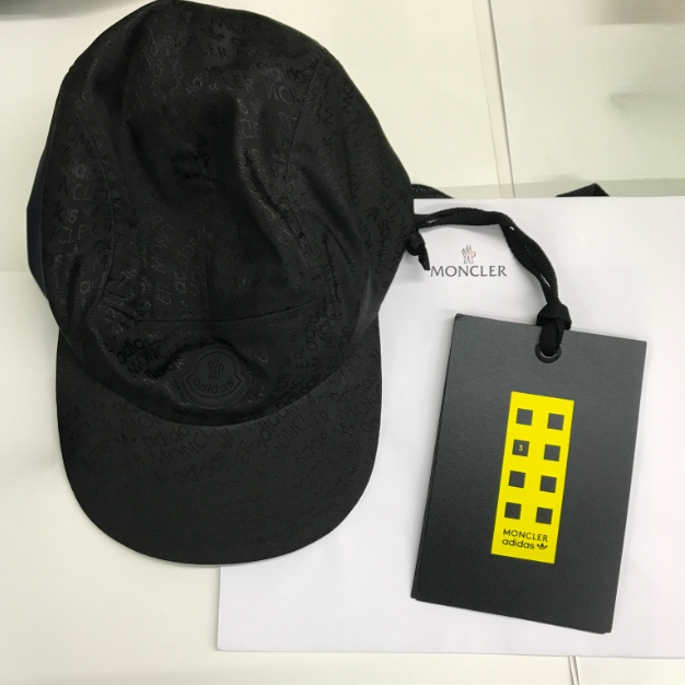 全新未使用 MONCLER 汤/P205843928/联名款满印鸭舌帽 3码