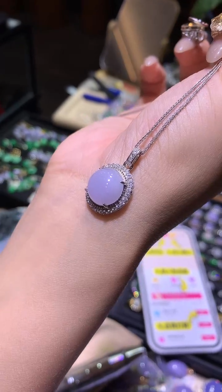 【闪购商品】翡翠吊坠(不含链)银S925镶嵌蛋面