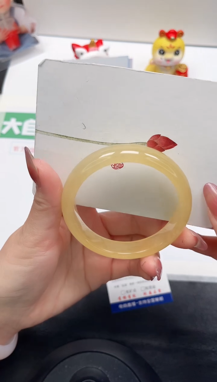 【闪购商品】石英质玉手镯未镶嵌51-59