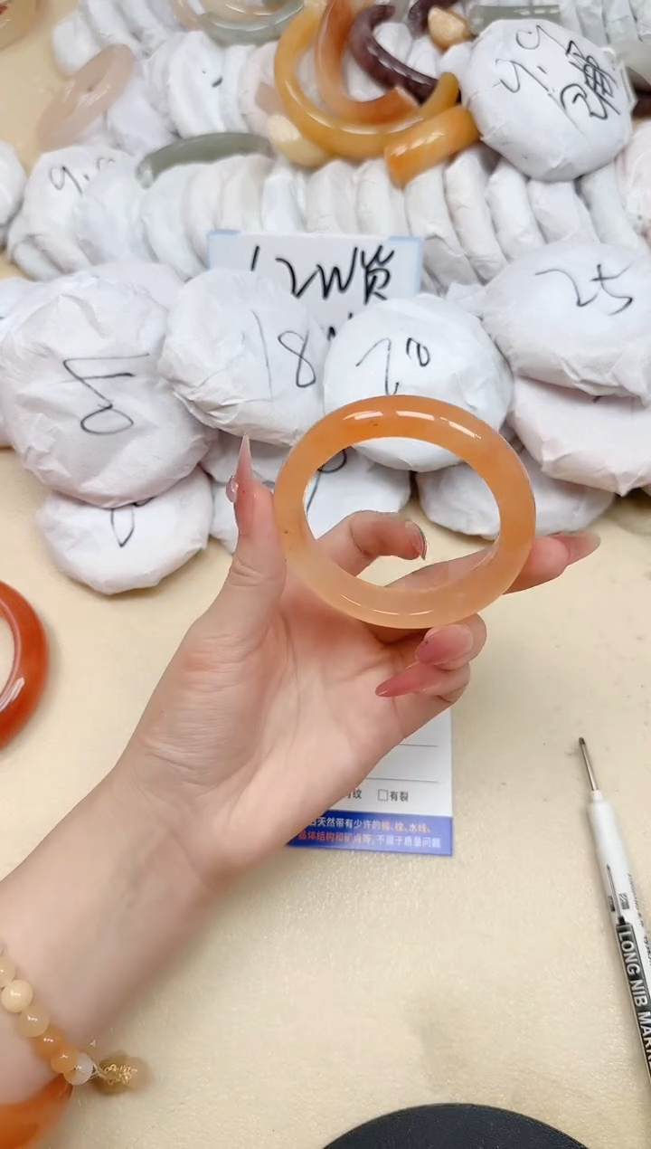 石英质玉手镯未镶嵌110/55