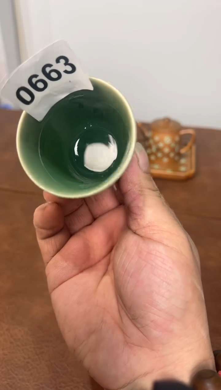 梅子青闻香杯龙泉青瓷