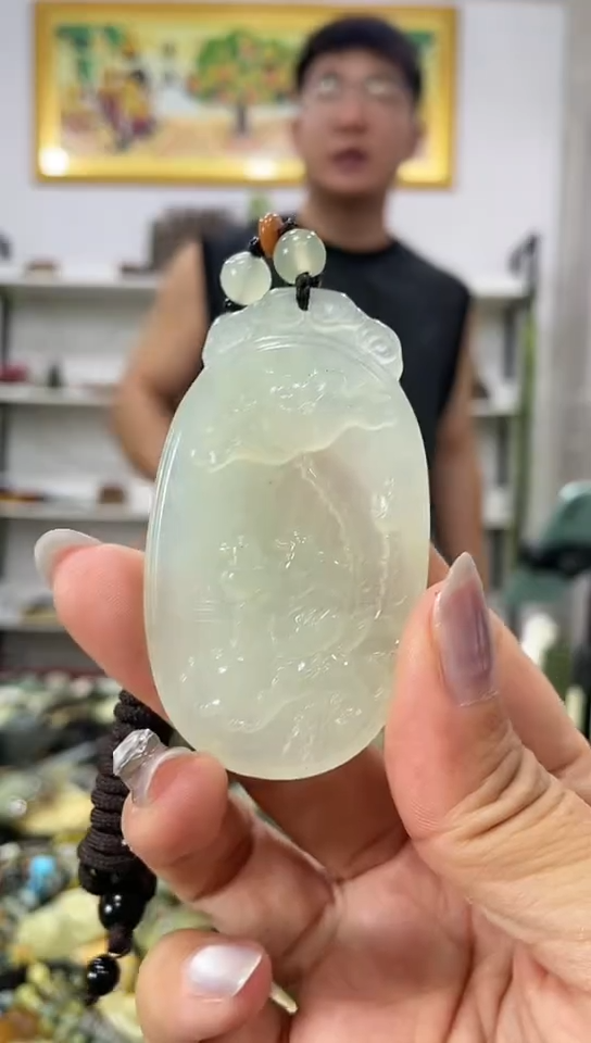 岫玉未镶嵌吊坠 