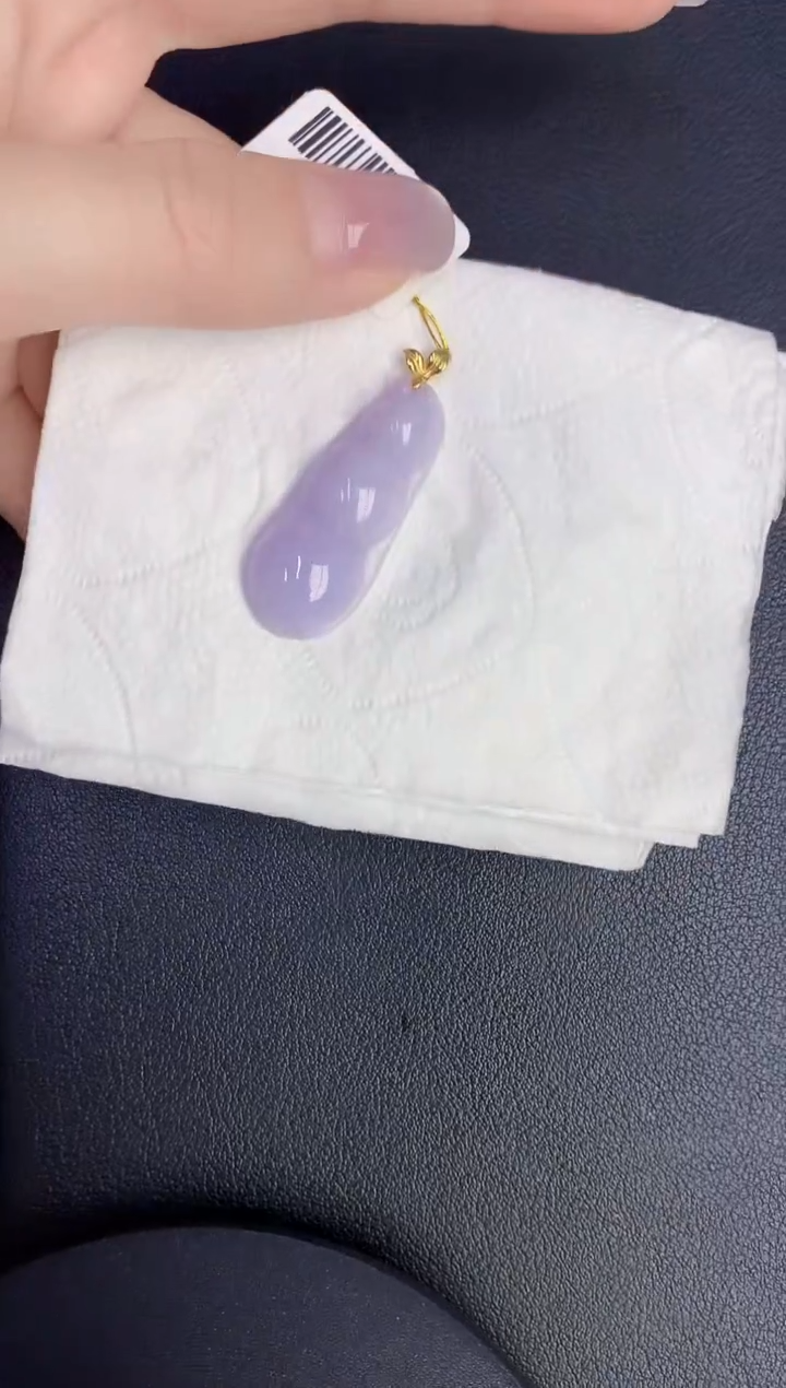 颈饰18K金镶嵌翡翠缅甸天然翡翠A货