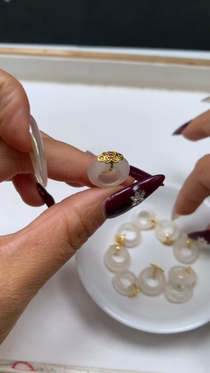 合金散珠南红玛瑙E638 荔枝 冻 跑环1个9.9元